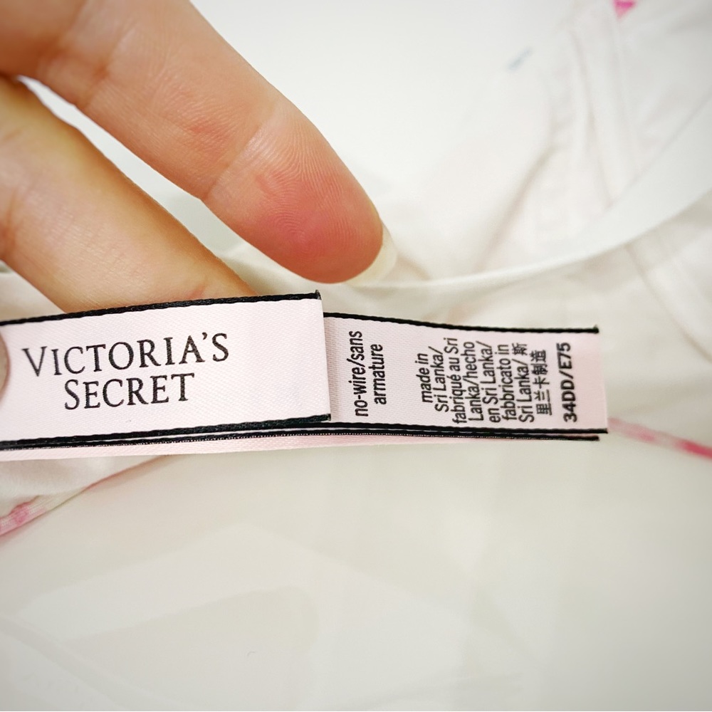 SET of Victoria Secret Padded and Wireless Maternity / Nursing Bras - 34DD - Picture 7 of 16